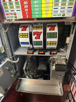 Three Cherry Quarter Slot Machine  Thumbnail
