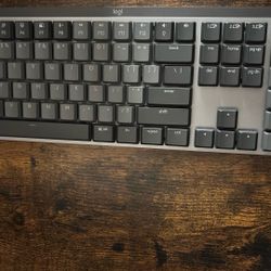 Logitech Keyboard