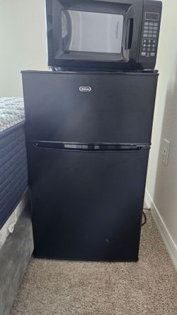Mini Fridge - Mini Microwave