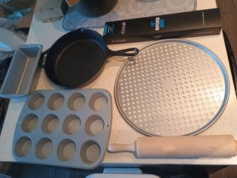 Kitchen Cookware & Bakeware Bundle – In Good Condition