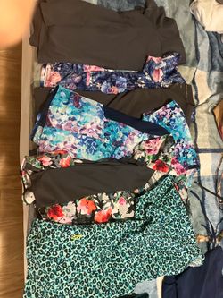 Maternity scrubs