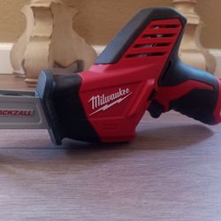 Milwaukee M12 Hackzall