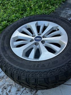 Ford OEM Alloy Wheel with Tire