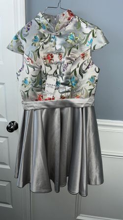 Women dress