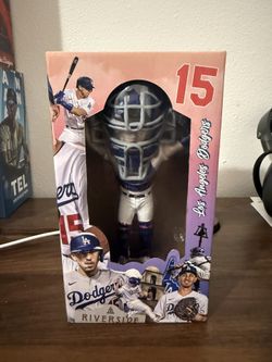 Barnes Bobblehead 