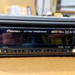 Pioneer DEH-P4000 car stereo single CD player