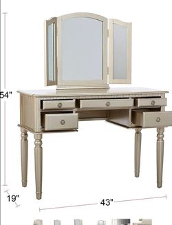 Vanity Dressing Table with Mirror