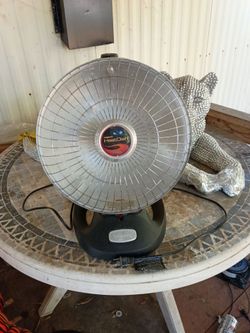 Presto HeatDish Parabolic Electric Heater