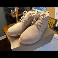 UGG® Neumel Chukka Boots Men's 10 M NEW!