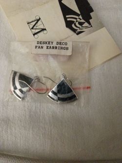 vintage sterling silver and black onyx geometrically inlay triangle double side hoop earrings