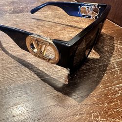 Louis  Vuitton Square Framed Glasses