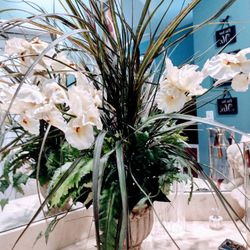 33" Silk White Iris Floral Arrangement 