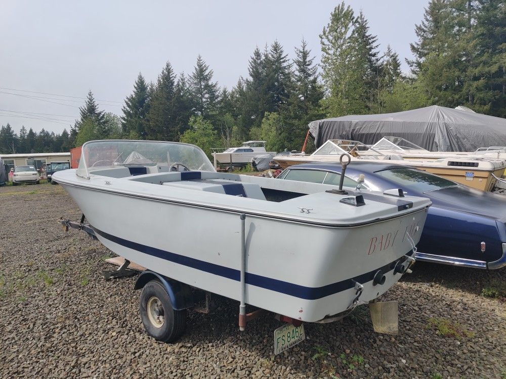 1958 Skagit Plastics Ski Master 16'