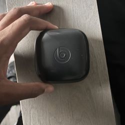 Power Beats Pro Black