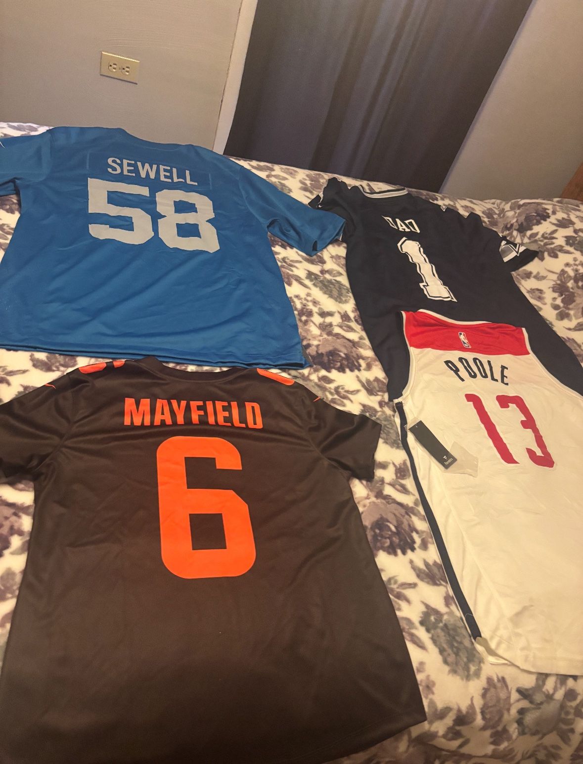 Jersey Sale Football/basketball