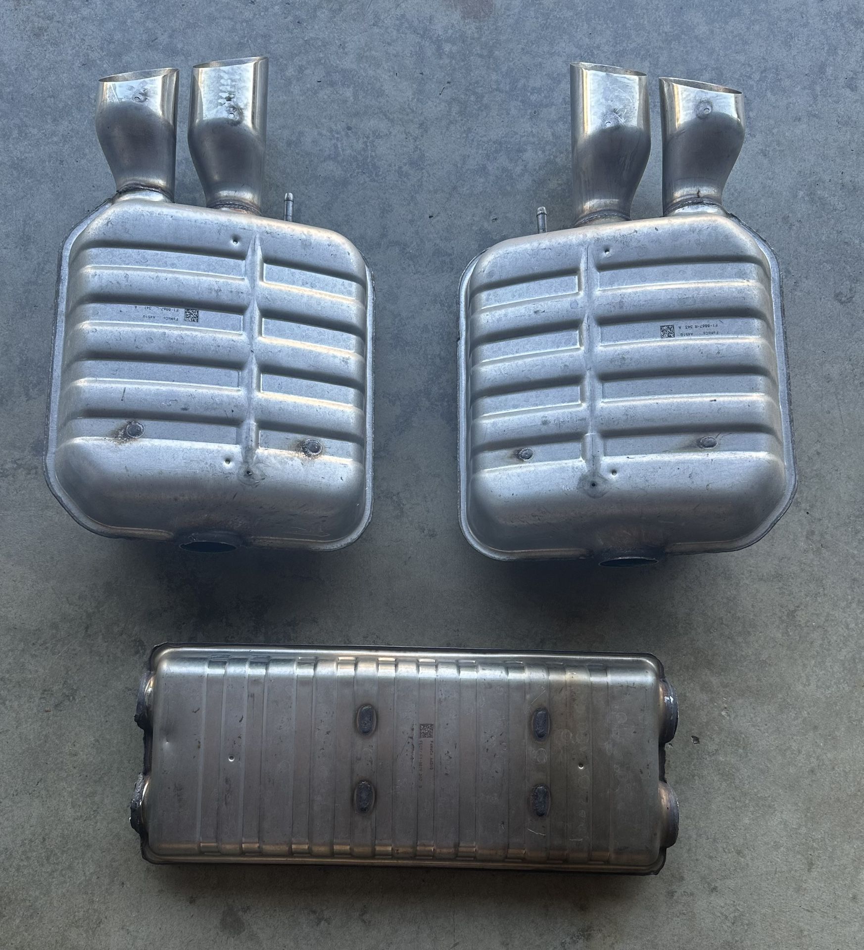 2020 Ford Mustang GT OEM Right And Left Muffler And Resonator