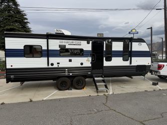 2025 Forest River Cherokee Grey Wolf 22RR – Toy Hauler – Financing Available