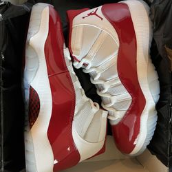 Jordan 11 Cherry
