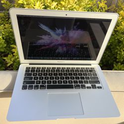 Apple 2017 MacBook Air 13- Inch 1.8 GHz I5 8Gb/121 Flash Storage Laptop 