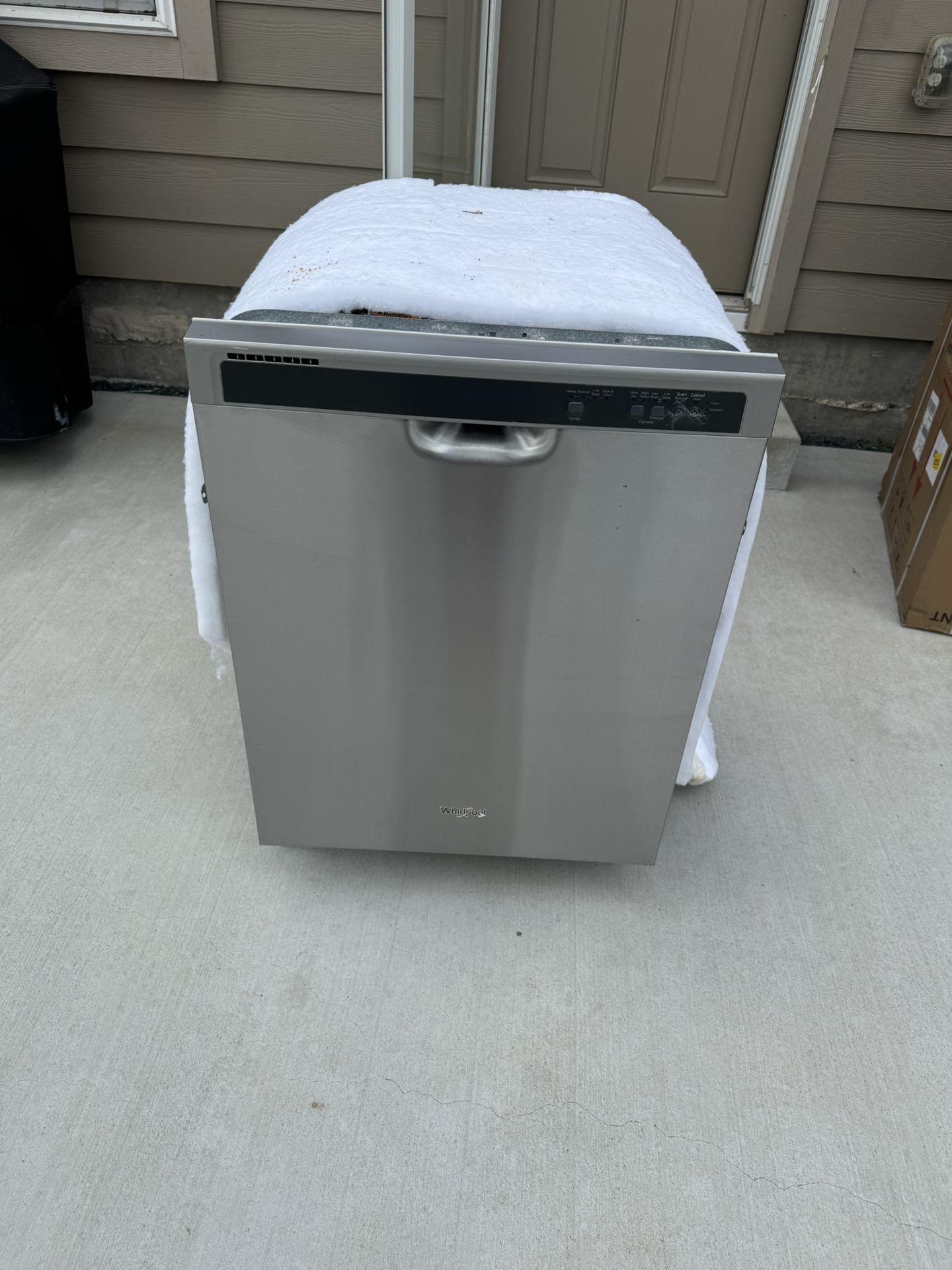 Whirlpool Dishwasher 24”