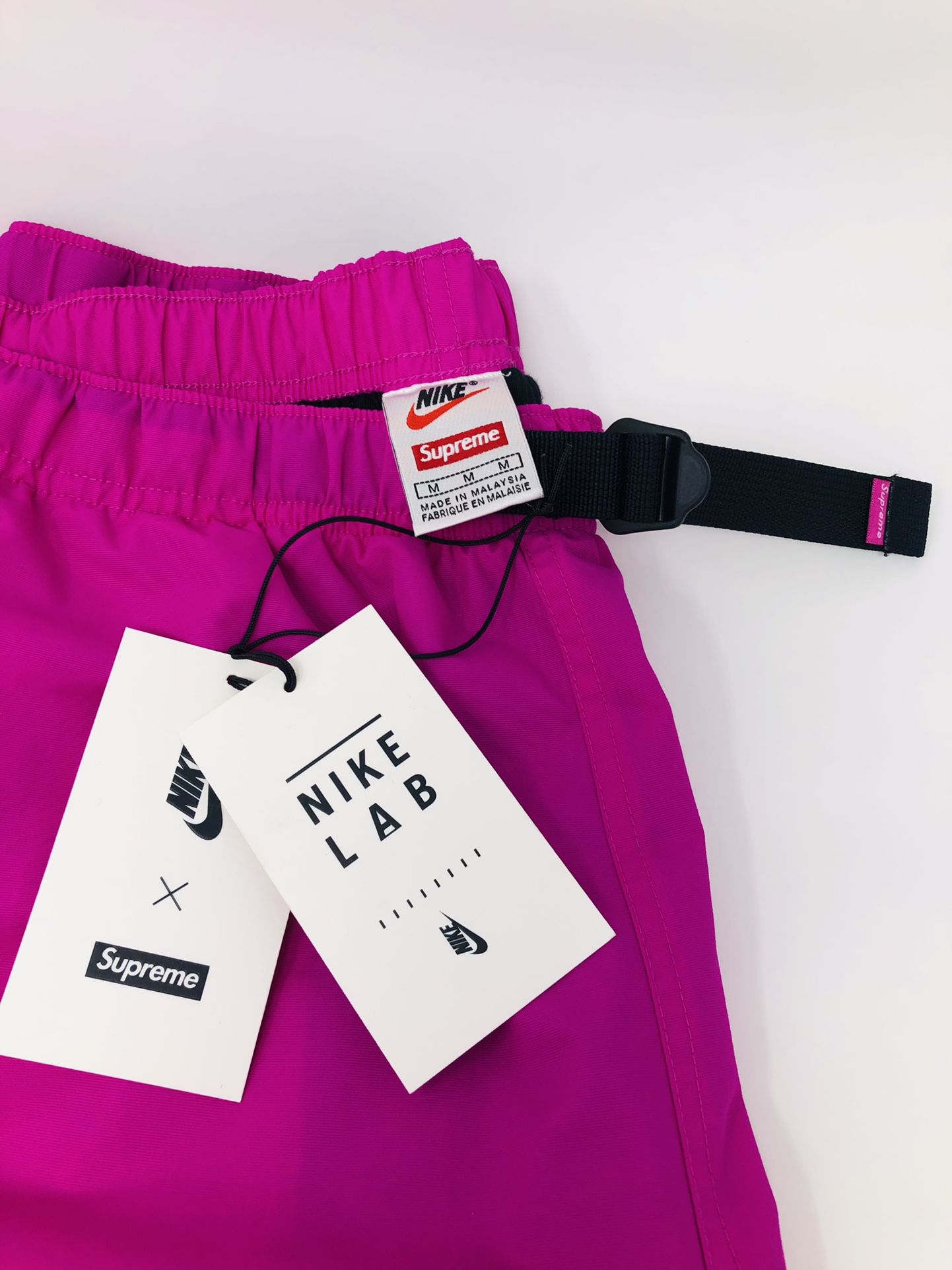 Supreme x Nike Trail Running Jacket/Pant Set, Medium