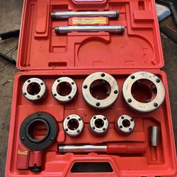 10 Pc Rachet Pipe Die Thread Set 