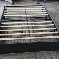 Full Size Bed/ Storage