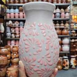 💐🏺clay Flower Vase 🏺💐Talavera & Clay Pottery Store  12031 Firestone Blvd Norwalk Ca 90650 Open Everyday 9AM-7PM  Instagram; Casaxartesanal 