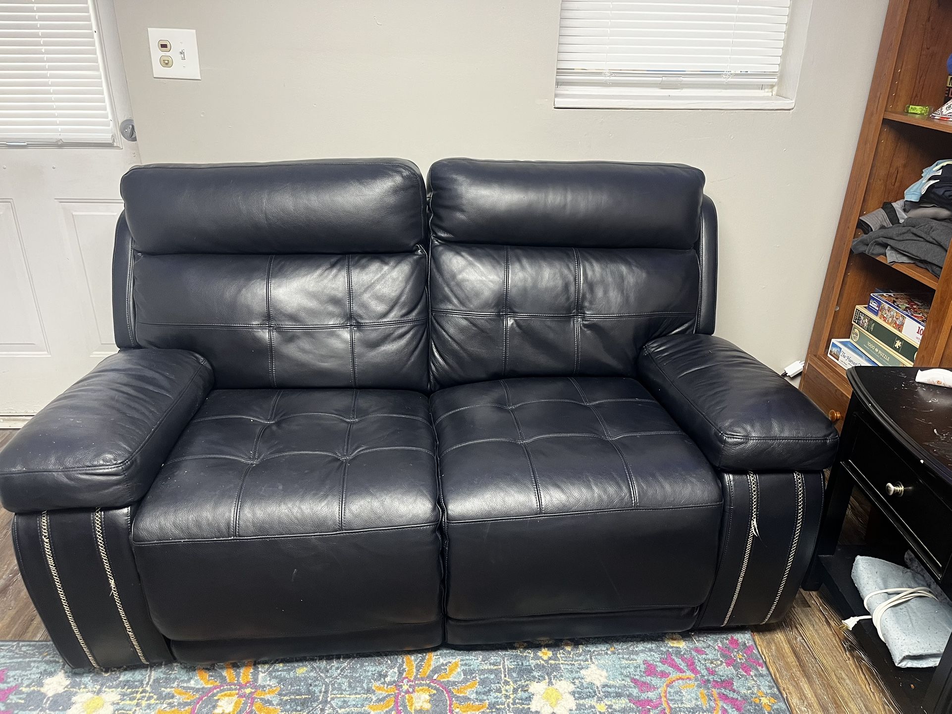 Navy blue Duel Power Recliner Loveseat (Ashley)