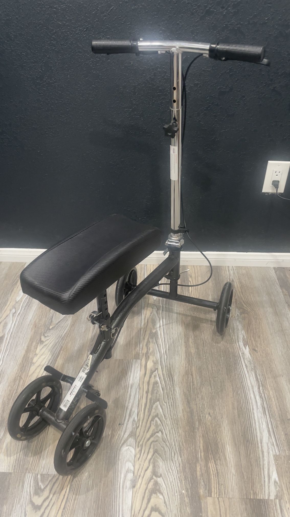 Knee Scooter