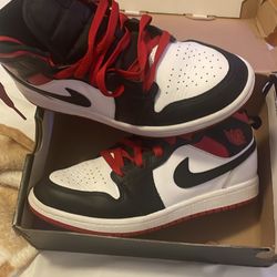 Girls Shoes Different Sizes