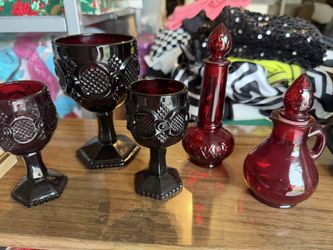 Avon And Johnson Brothers Red Ruby Glassware Plate Home Decor Goblets