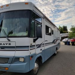 2004 Winnebago Brave