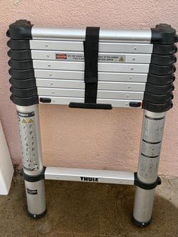 Thule Telescoping Aluminum Ladder