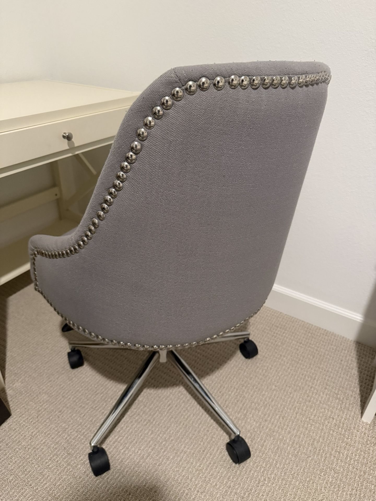 Swivel Office Chair 
