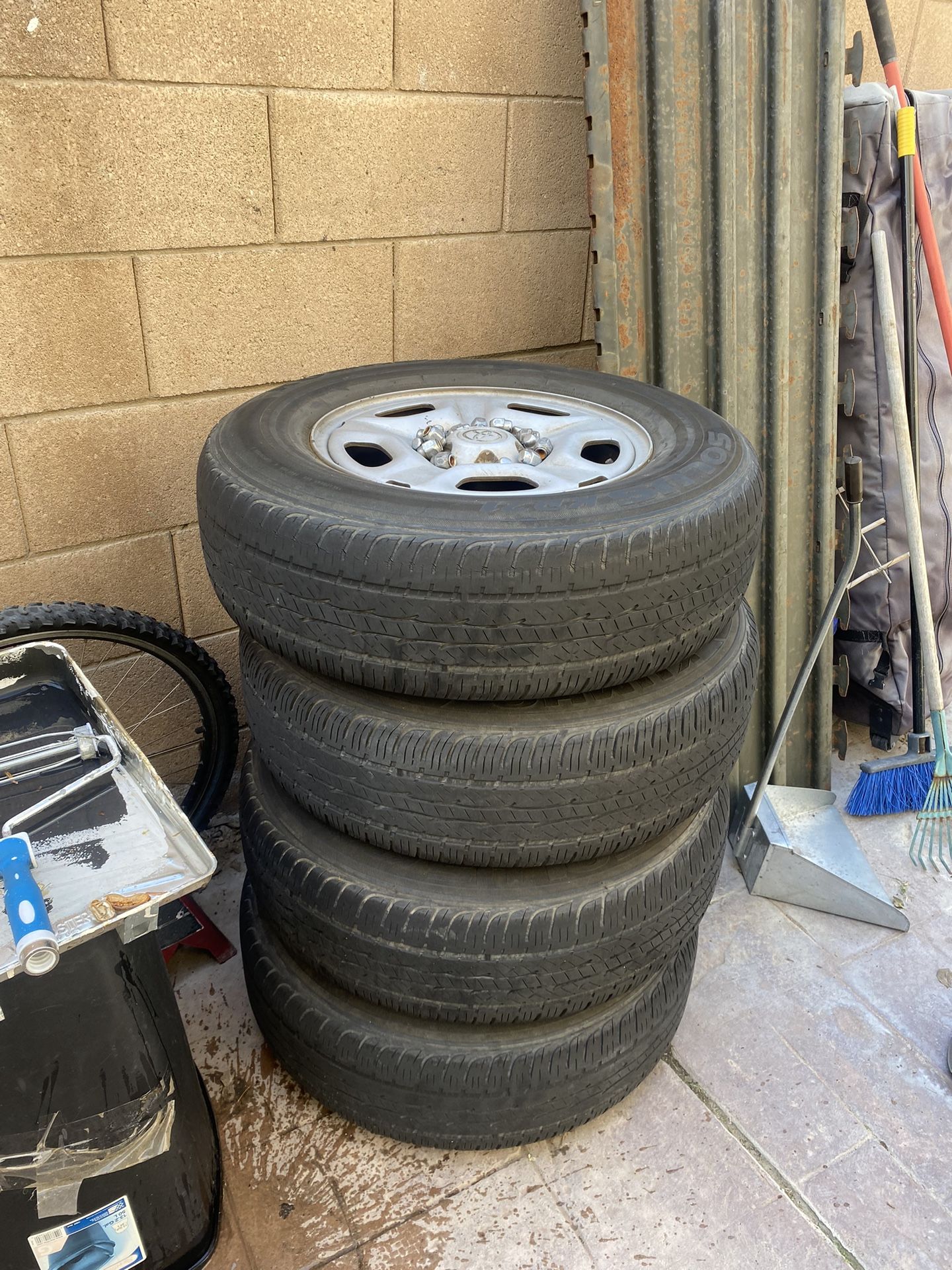 2006 Toyota Tacoma oem rims and Used Tires