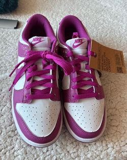 Nike Dunks - Woman’s 7.5 Fuchsia