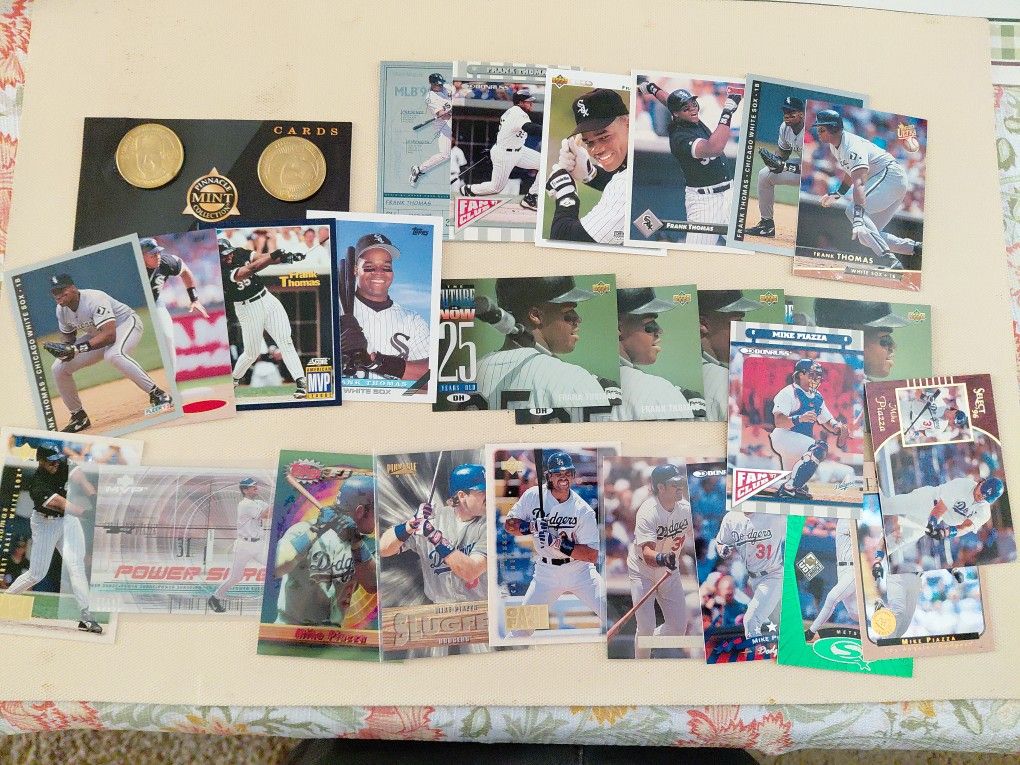 BASEBALL CARDS