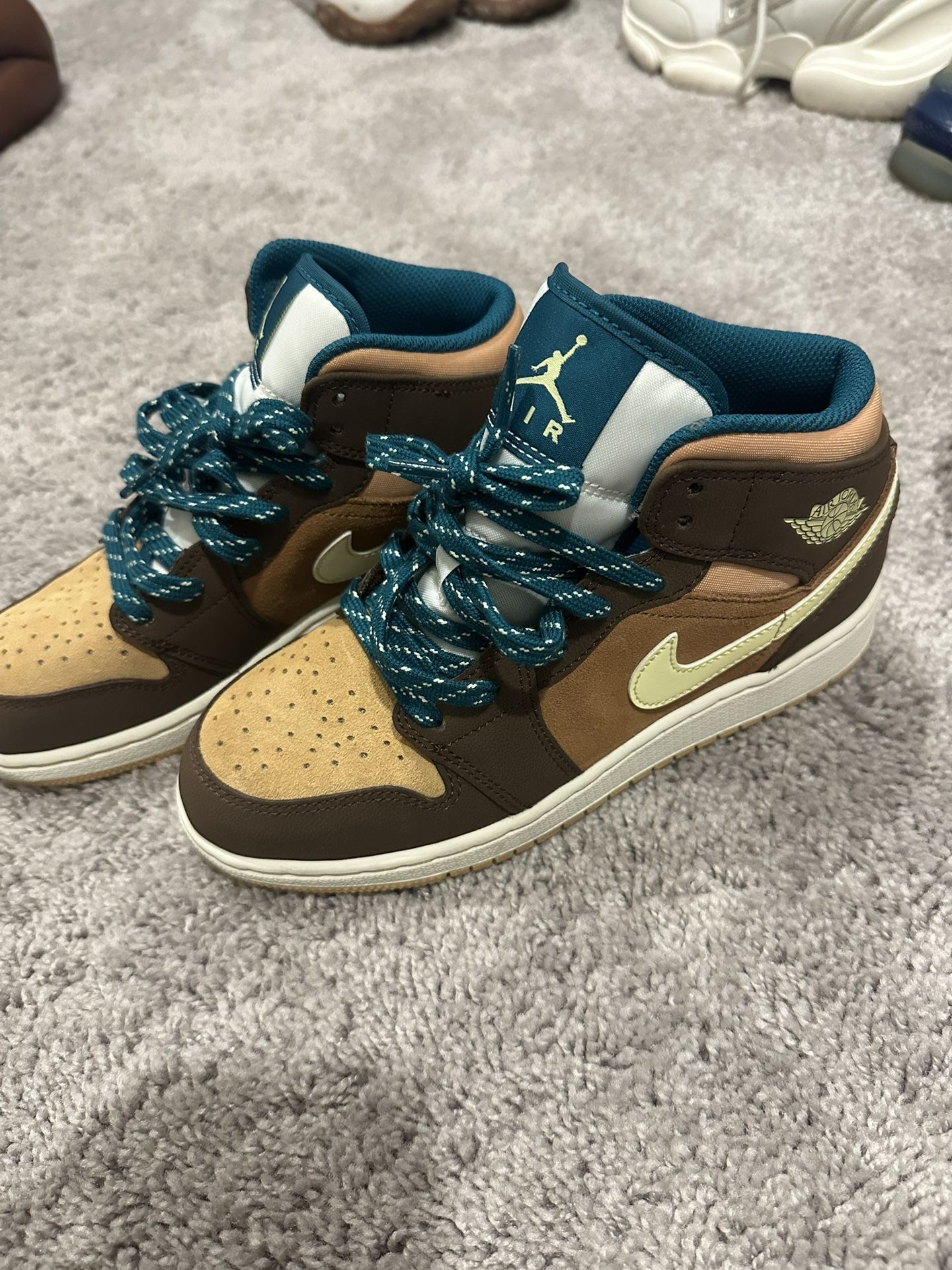 Jordan 1 Size 4.5 Kids/boys