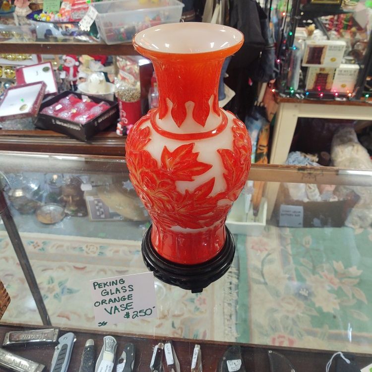 Beautiful Orange Peking Glass  Vase 11"