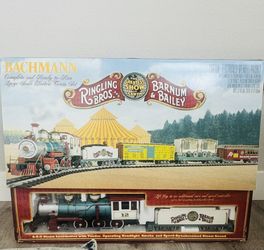 Bachmann Large Scale Ringling Bros and Barnum & Bailey Electric Train Set