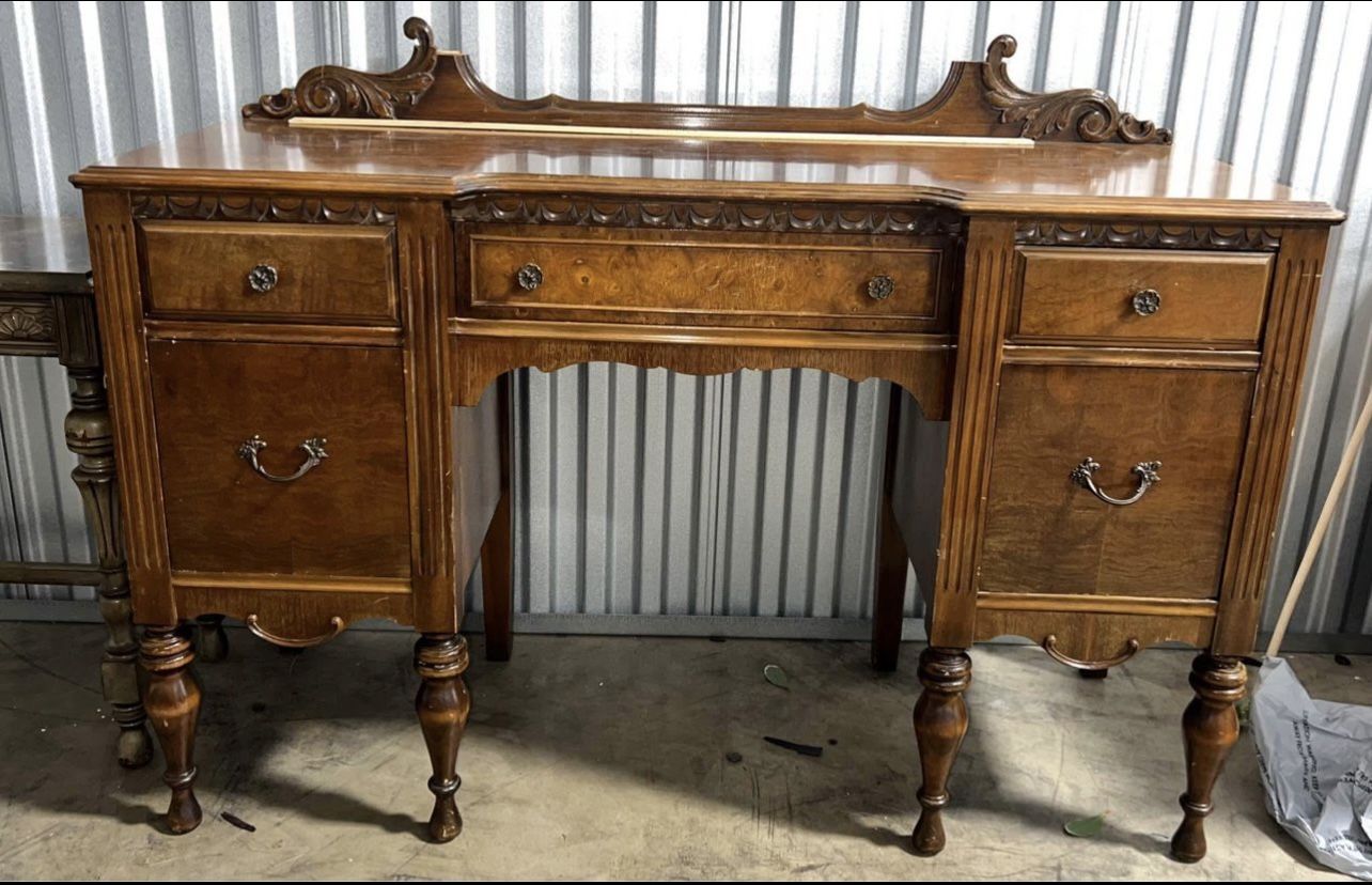 Vintage Vanity Approximately 48x18” 30 “ tall- With Mirror Damaged See Photos Pickup In Ft Wayne