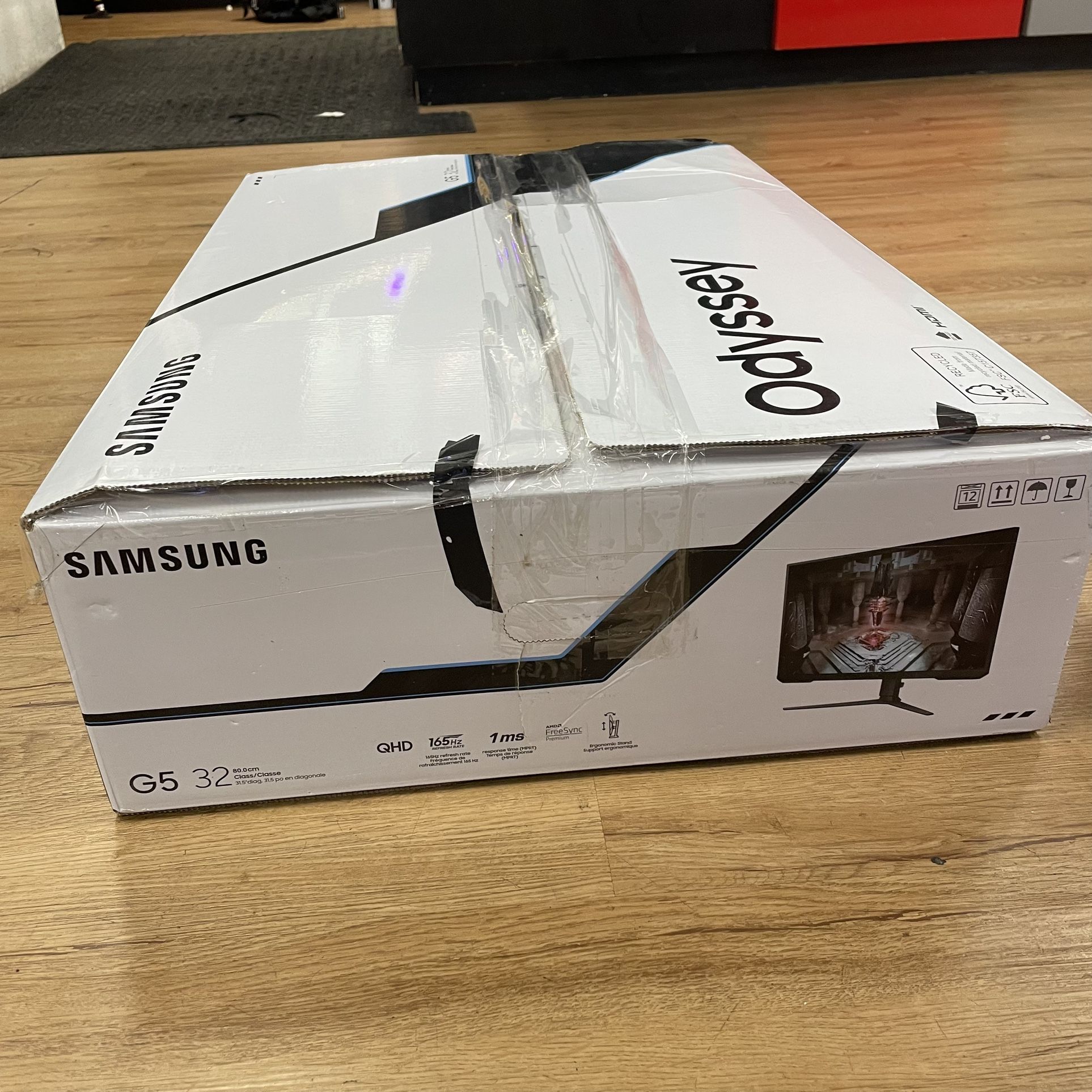 Samsung 32” Monitor 198213