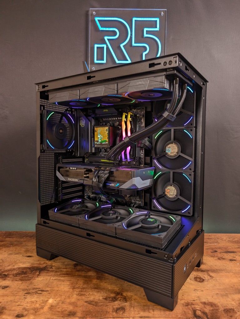 RX 9070xt // Ryzen 7 7800x3D // 32GB DDR5 // 2TB 990 Pro // WiFi
