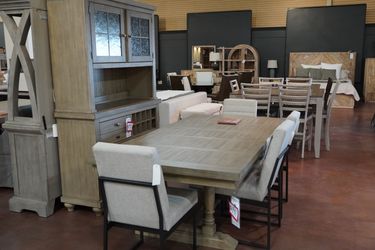 Rectangle Dining Table — Davis Home "Woodhaven" (Weathered Gray)