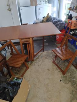 Antique Stow Away Table And Chairs