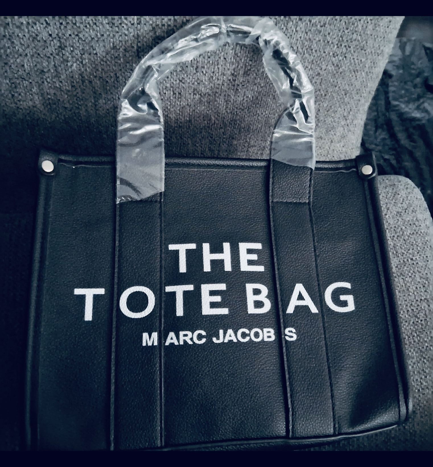 THE TOTE BAG