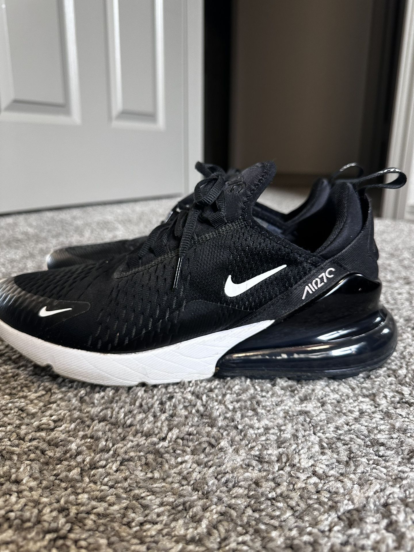 Men’s Nike Air Max 270 Size 10.5 