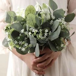 10pcs Eucalyptus Leaves Stems Bulk Artificial Greenery Stems Faux Seeded Eucalyptus Leaves Branches for Vase Bouquets Floral Arrangement Wreath Weddin