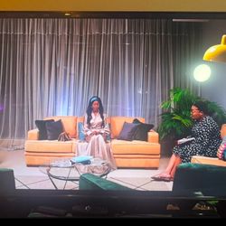 Hisense - 75" Class A7 Series LED 4K UHD HDR WCG Google TV (2024)